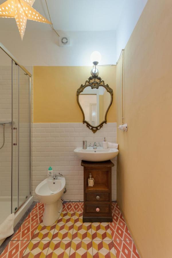Le Stanze Di Sara Bed and Breakfast Turin Exteriör bild