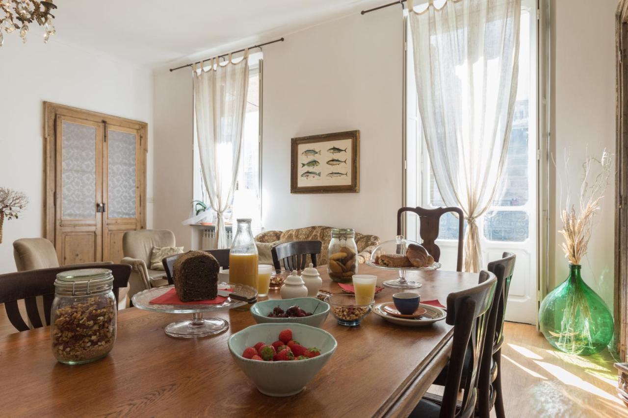 Le Stanze Di Sara Bed and Breakfast Turin Exteriör bild